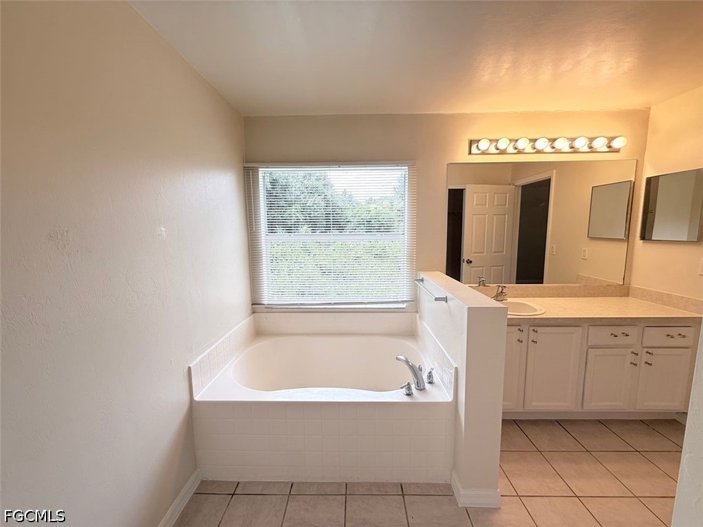 3 Bed SingleFamilyResidence for Sale in Lehigh Acres, FL — photo 12