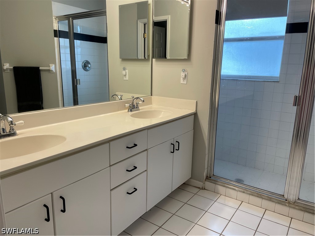 3 Bed SingleFamilyResidence for Sale in Varsity Lakes, FL — photo 12
