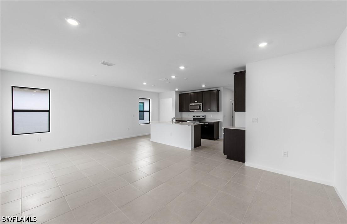4 Bed SingleFamilyResidence for Sale in Caloosa Cove, FL — photo 12