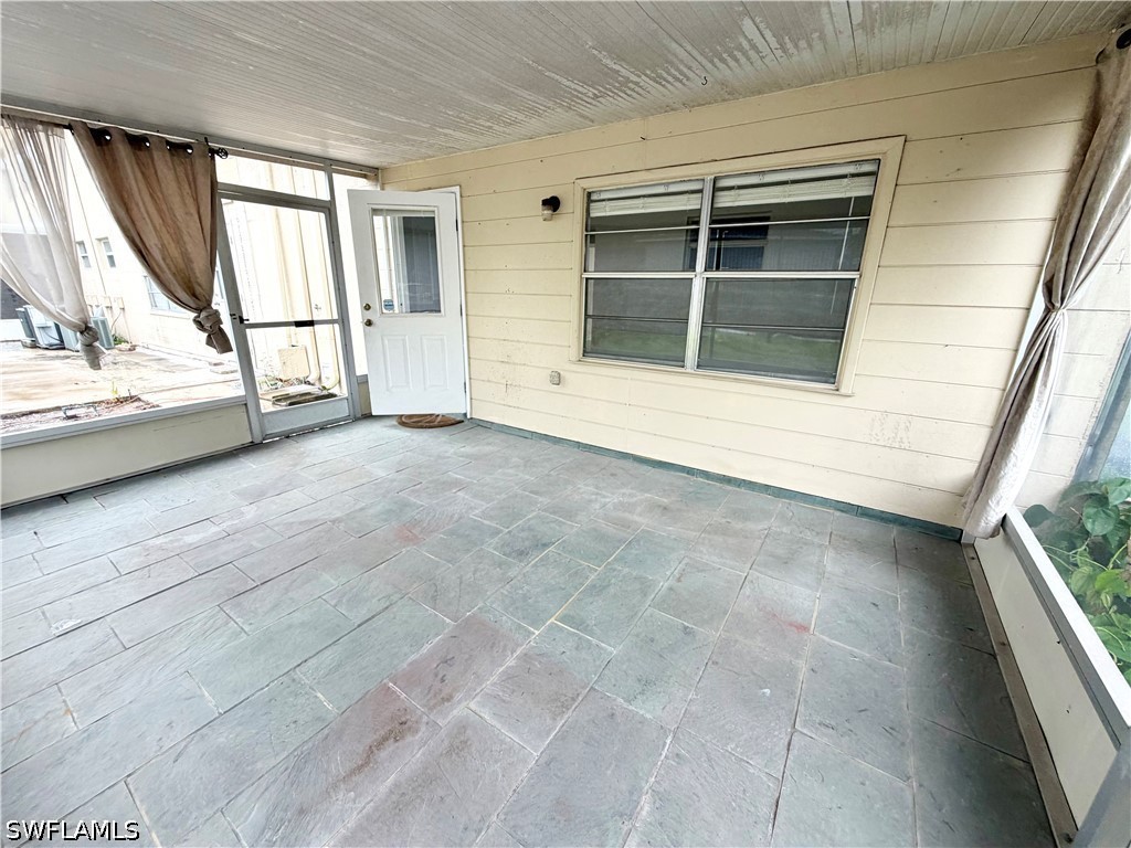 2 Bed Condominium for Sale in Bonita Springs, FL, $1,950 — photo 12