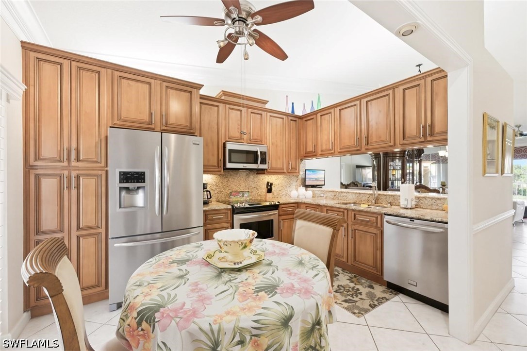 2 Bed Waterfront Home for Sale in Rosewood, photo 12