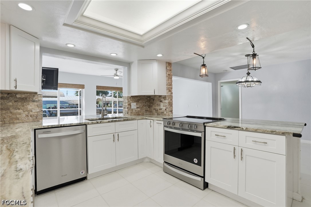 3 Bed Pool Home for Sale in Mcgregor Isles, photo 12