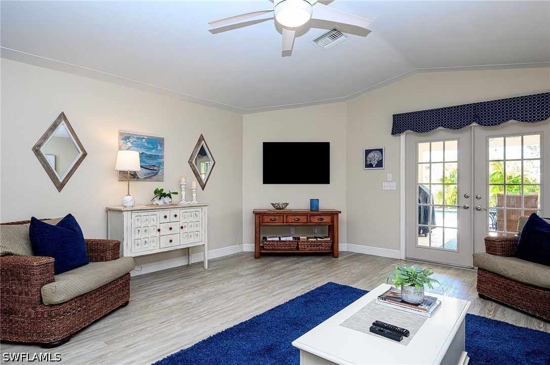 3 Bed Pool Home for Sale in Naples Park, photo 12