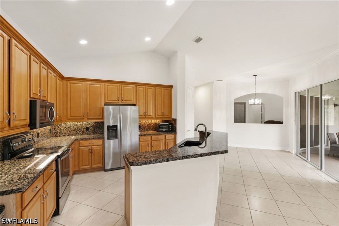 4 Bed Pool Home for Sale in Wilshire Lakes, photo 12