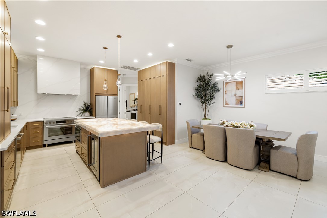 5 Bed Pool Home for Sale in Wilshire Lakes, photo 12