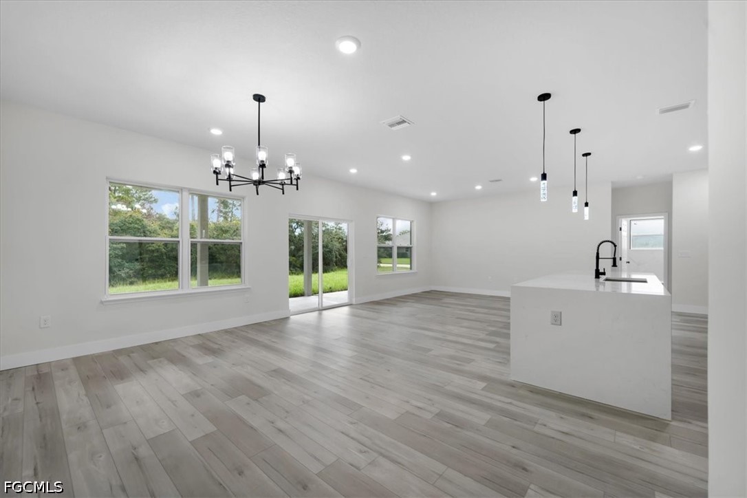4 Bed SingleFamilyResidence for Sale in Sun N Lakes, photo 12