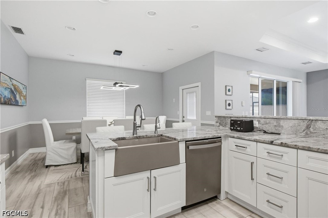 3 Bed Pool Home for Sale in Cape Coral, photo 12