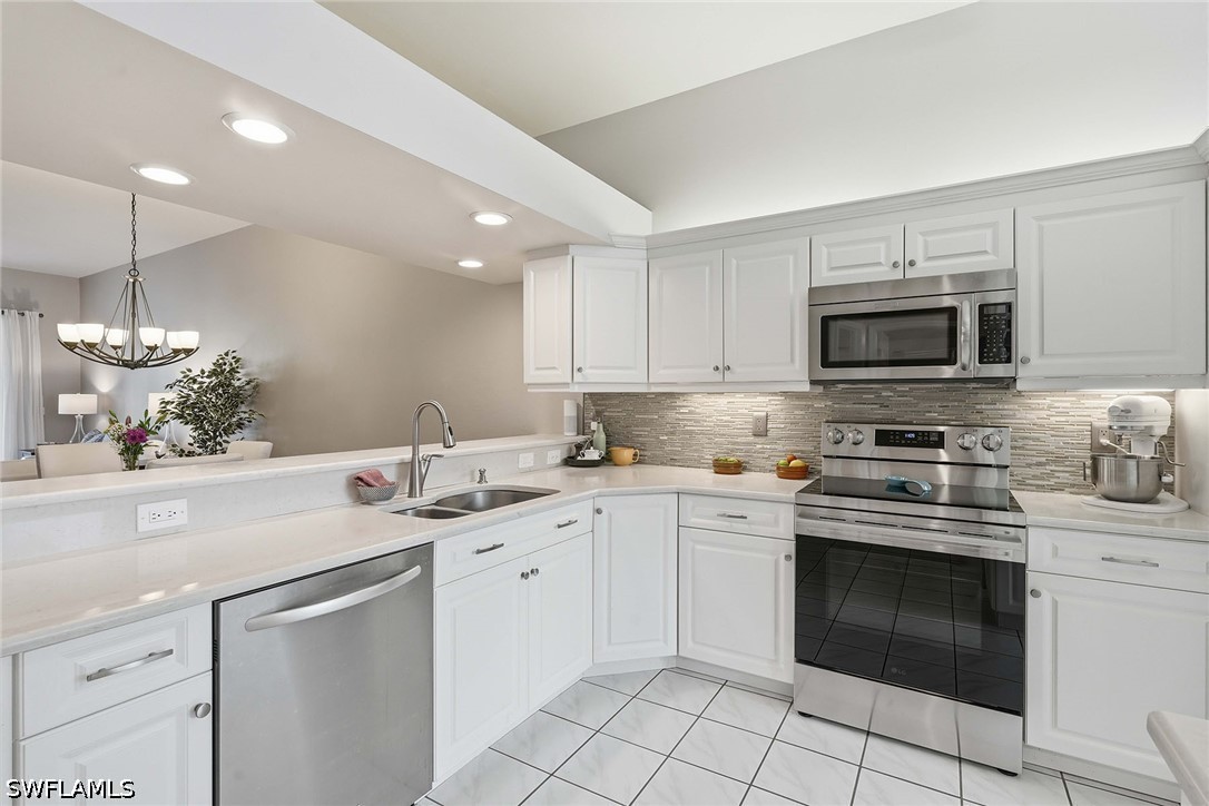 2 Bed Waterfront Home for Sale in Naples, photo 12