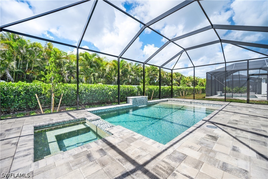3 Bed Pool Home for Sale in Seven Shores, photo 12