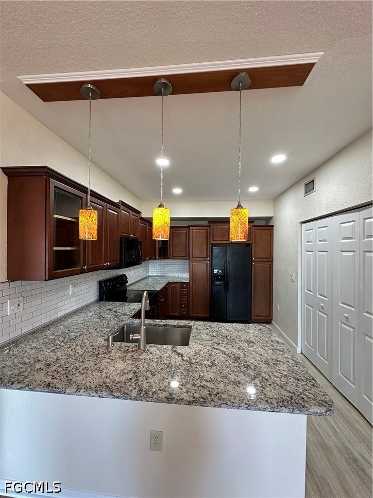 3 Bed Pool Home for Sale in Tuscany Gardens, photo 12