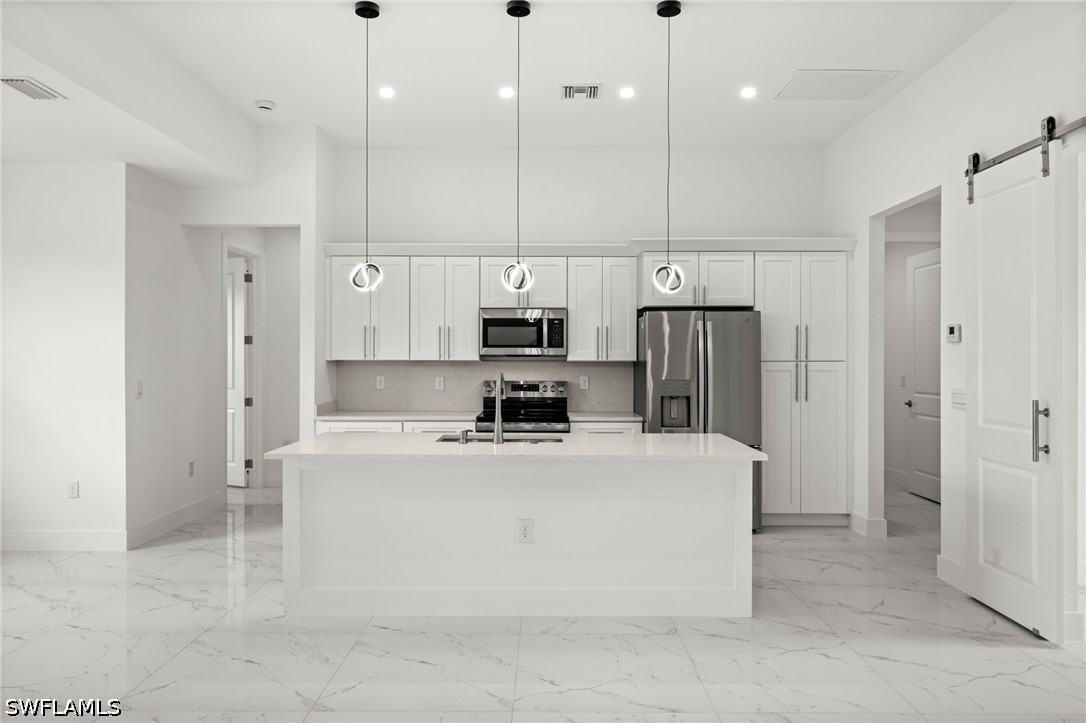 3 Bed SingleFamilyResidence for Sale in Lehigh Acres, photo 12
