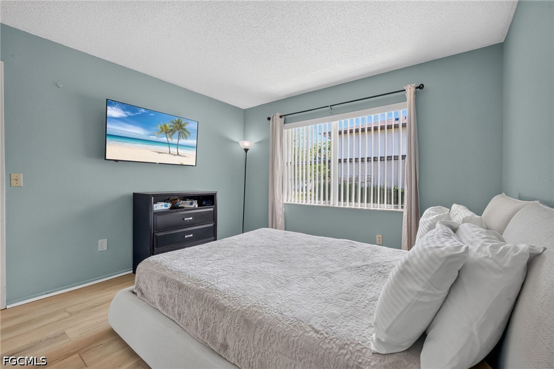 2 Bed Condominium for Sale in Deep Creek, photo 12