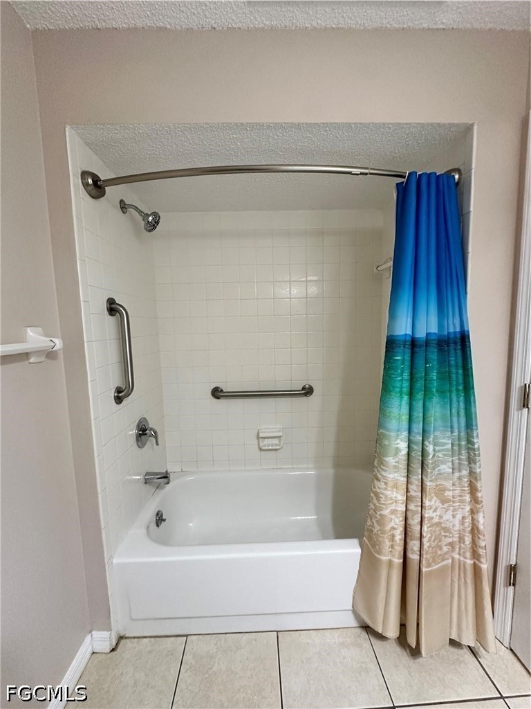 1 Bed Waterfront Home for Sale in Port Charlotte, photo 12