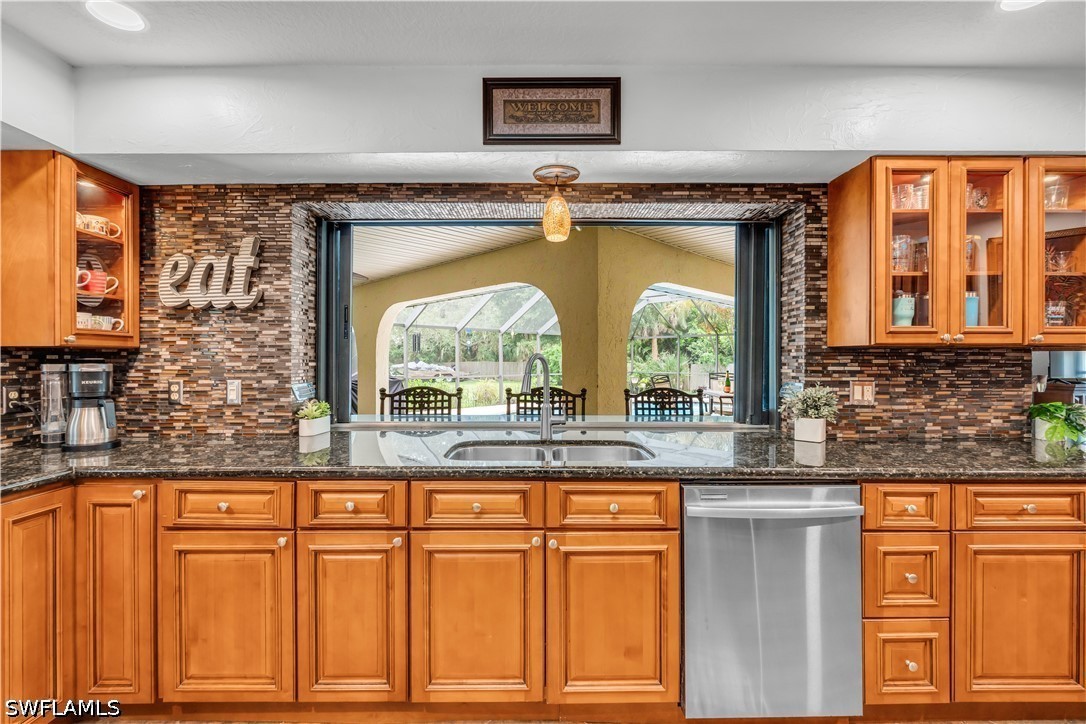 3 Bed Pool Home for Sale in Port Charlotte, photo 12