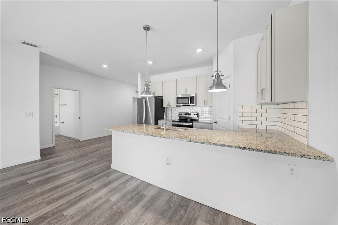 3 Bed Duplex for Sale in Lehigh Estates, photo 12