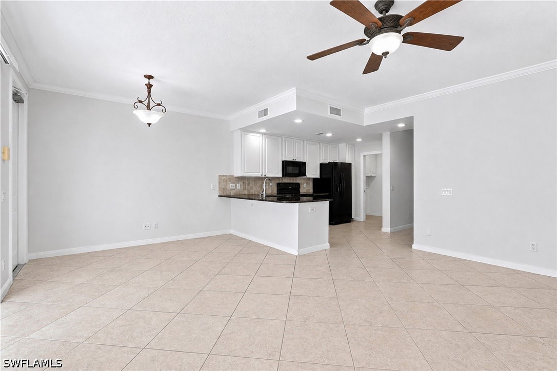 3 Bed Pool Home for Sale in Island Walk, photo 12