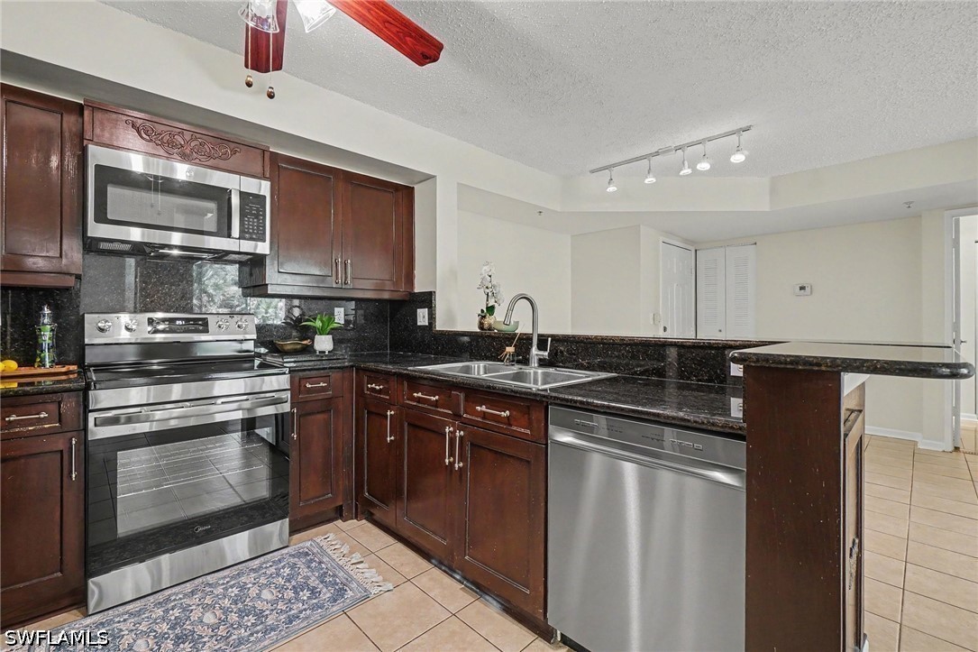 2 Bed Condominium for Sale in Naples, photo 12