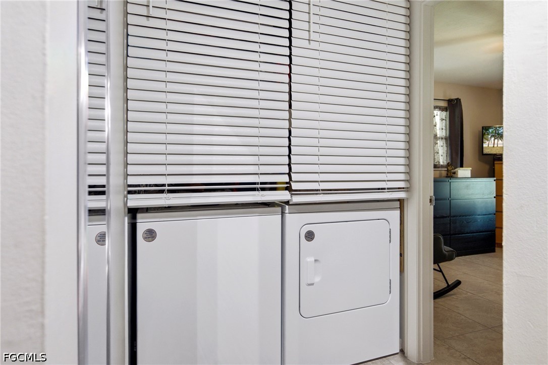 2 Bed Attached for Sale in Lehigh Acres, photo 12