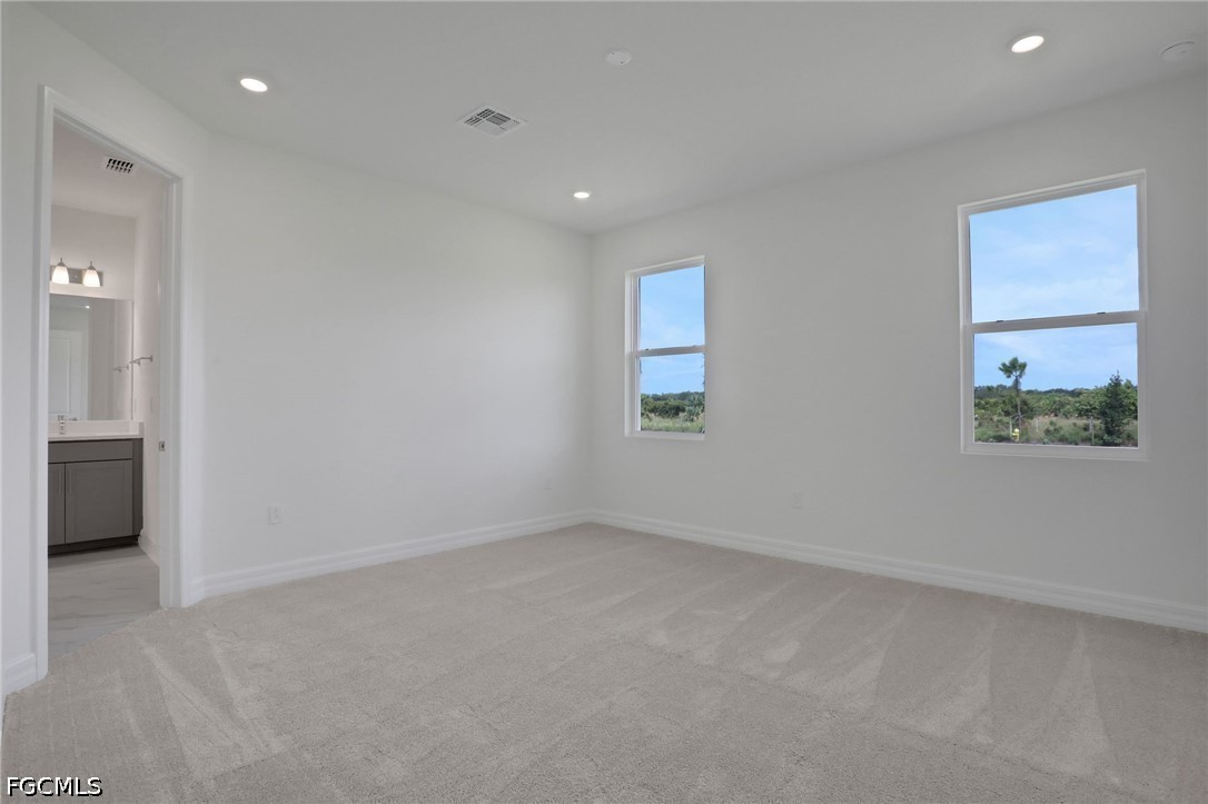 3 Bed SingleFamilyResidence for Sale in Creekside Run, photo 12
