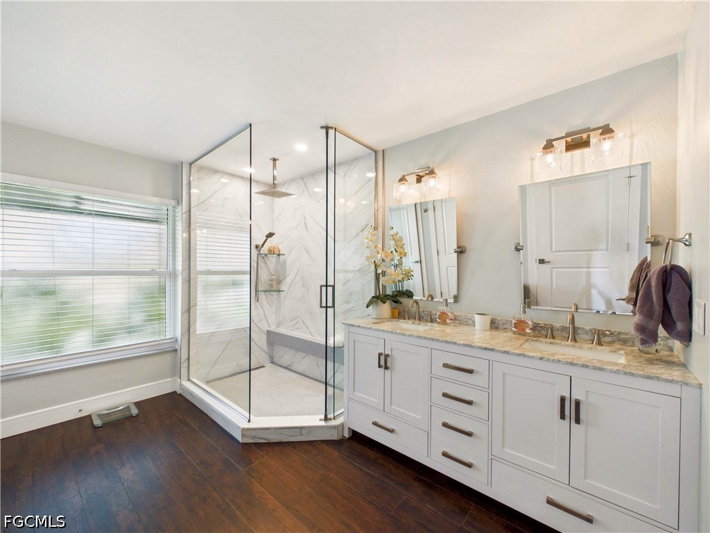 3 Bed Pool Home for Sale in Pinewood Lakes, photo 12