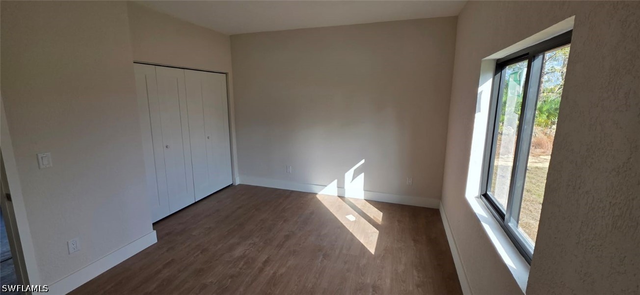 3 Bed SingleFamilyResidence for Sale in Lehigh Acres, photo 12