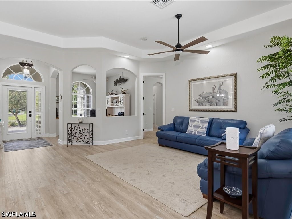 4 Bed Pool Home for Sale in Livingston Woods, photo 12