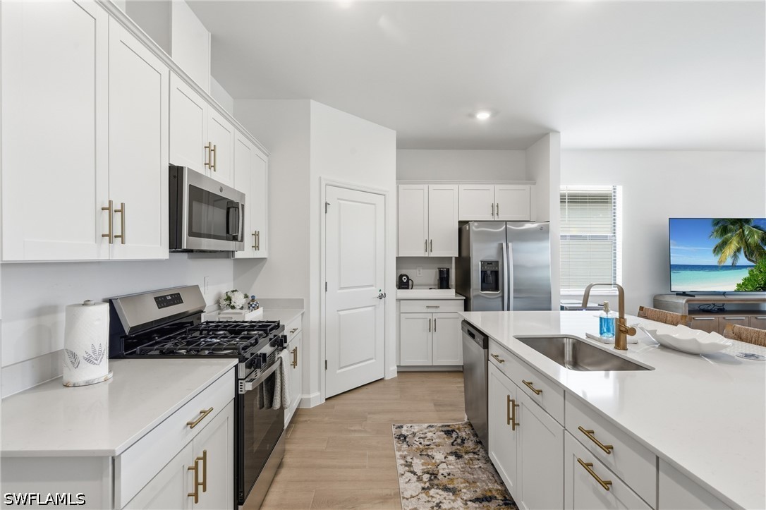3 Bed Pool Home for Sale in Verdana Village, photo 12