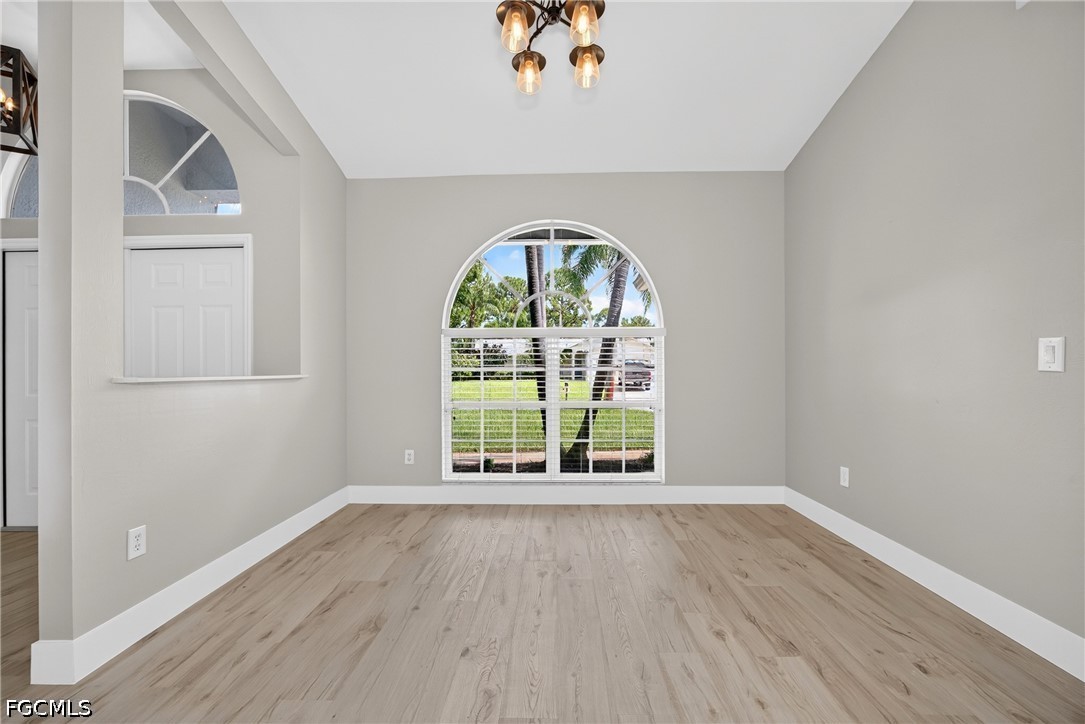 3 Bed Pool Home for Sale in San Carlos Park, photo 12