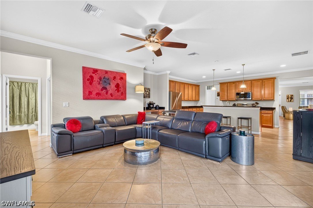 4 Bed Pool Home for Sale in Promenade West, photo 12