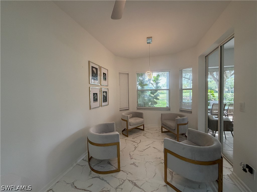 2 Bed SingleFamilyResidence for Sale in Naples, photo 12