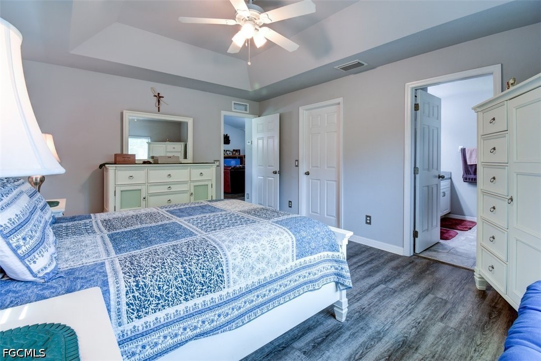 4 Bed SingleFamilyResidence for Sale in Cape Coral, photo 12