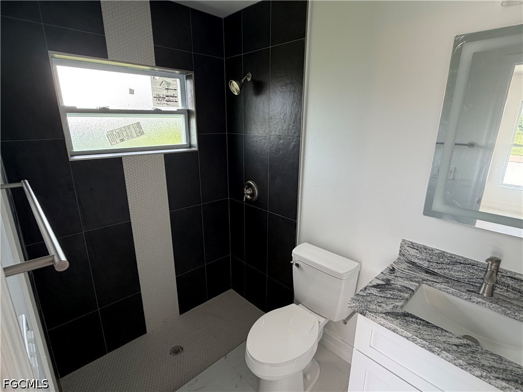 4 Bed SingleFamilyResidence for Sale in Banyan Village, photo 12
