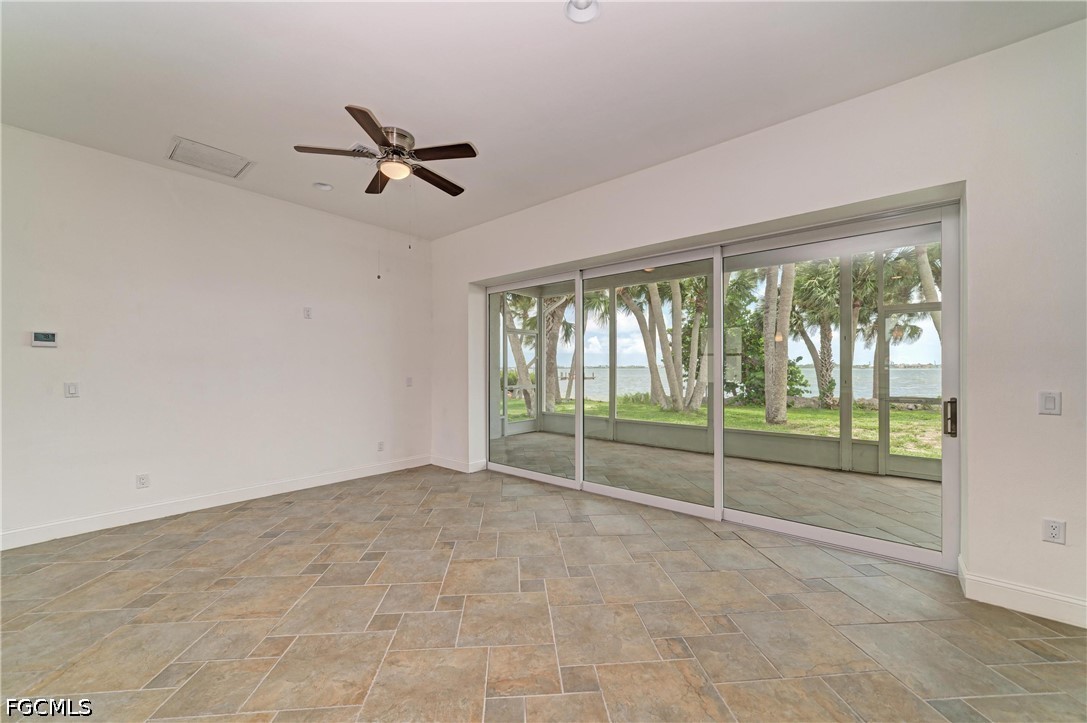 3 Bed Waterfront Home for Sale in Englewood, photo 12