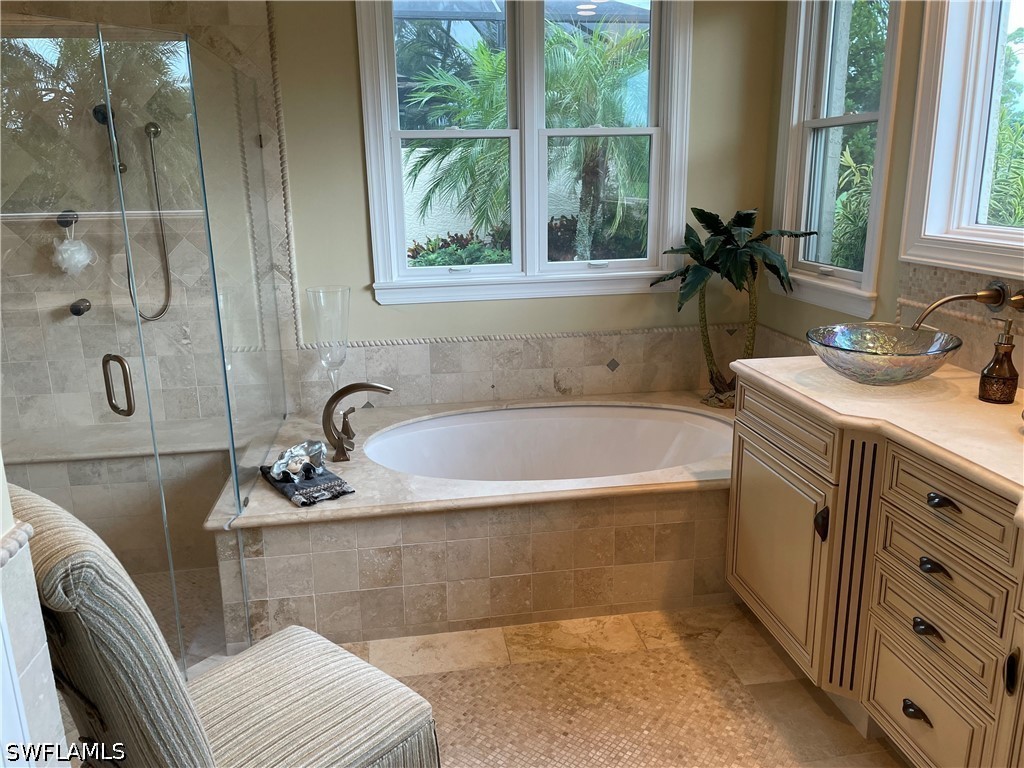 3 Bed Pool Home for Sale in Bonita Springs, photo 12