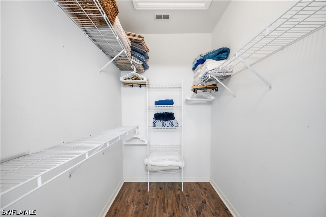 2 Bed Condominium for Sale in Wedgewood Ii, photo 12