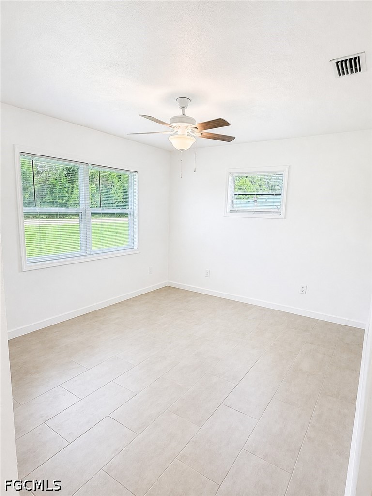 2 Bed SingleFamilyResidence for Sale in Punta Gorda, photo 12