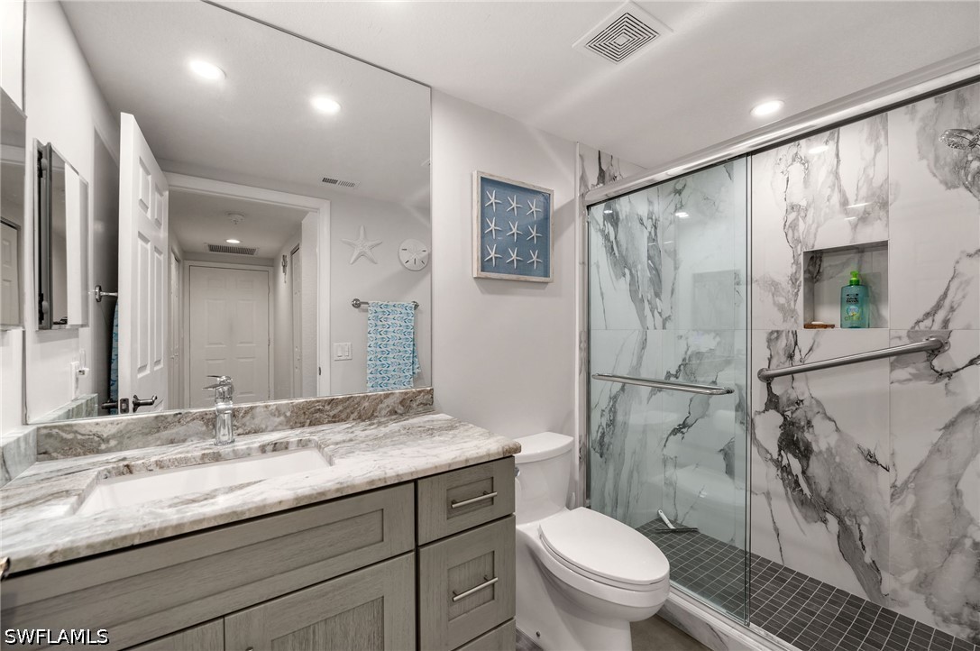 3 Bed Waterfront Home for Sale in Naples, photo 12