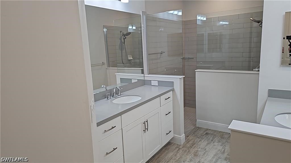 3 Bed Attached for Sale in Naples, photo 12