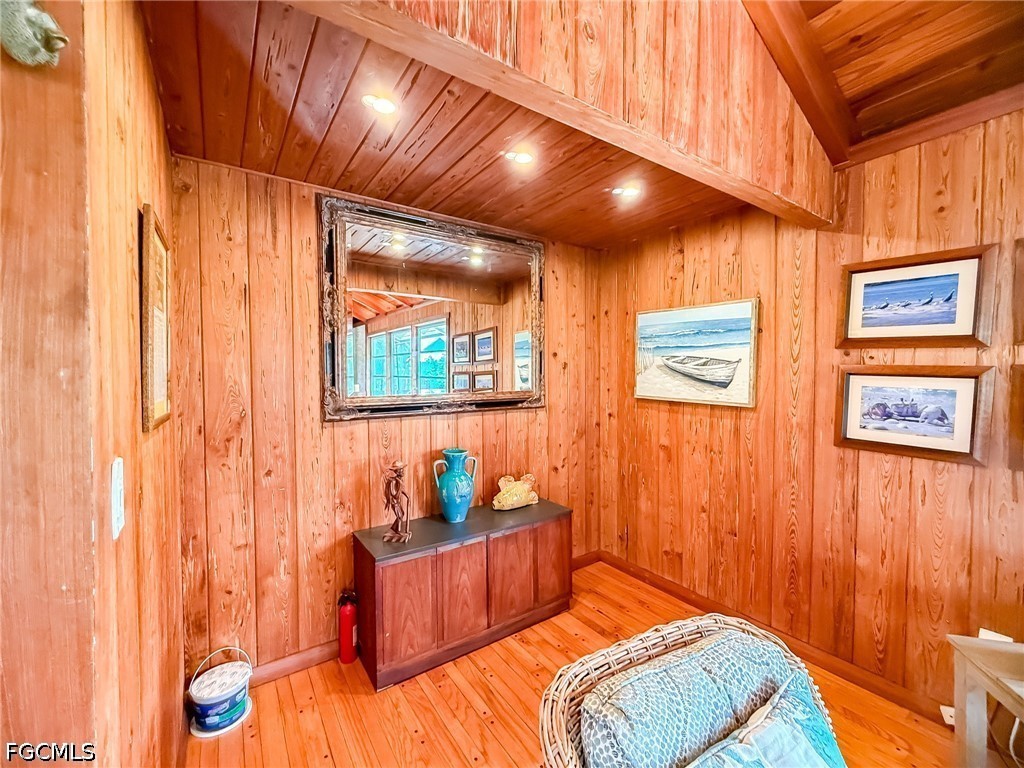 2 Bed SingleFamilyResidence for Sale in Upper Captiva, photo 12