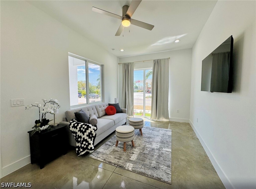 3 Bed Attached for Sale in Shadowlawn At Naples, photo 12
