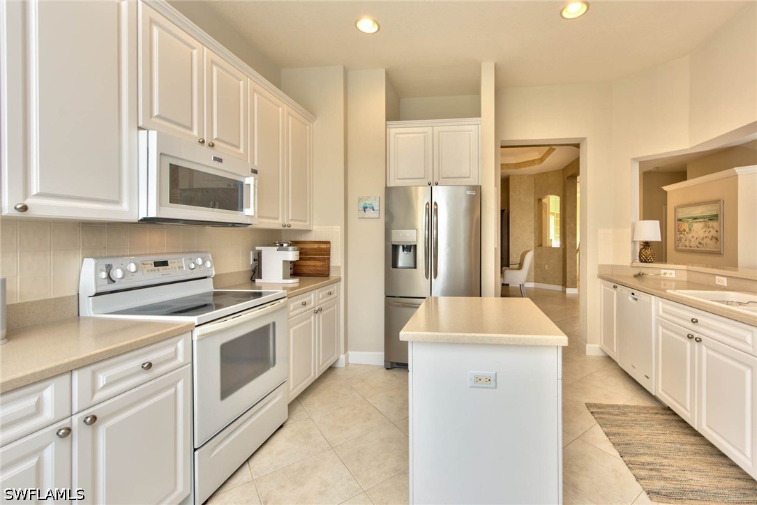 3 Bed Condominium for Sale in Cypress Hammock, photo 12