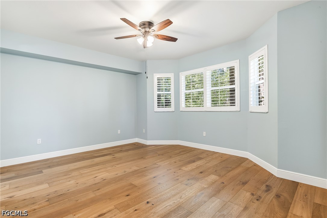 2 Bed Condominium for Sale in North Fort Myers, photo 12