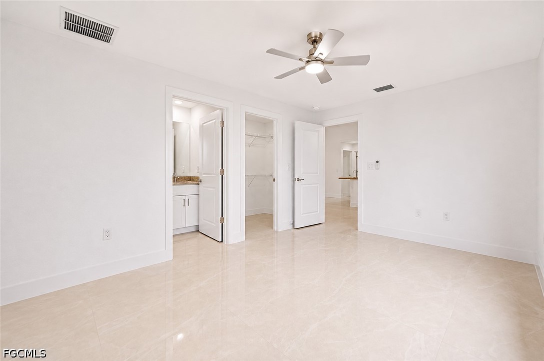3 Bed SingleFamilyResidence for Sale in Lehigh Acres, photo 12