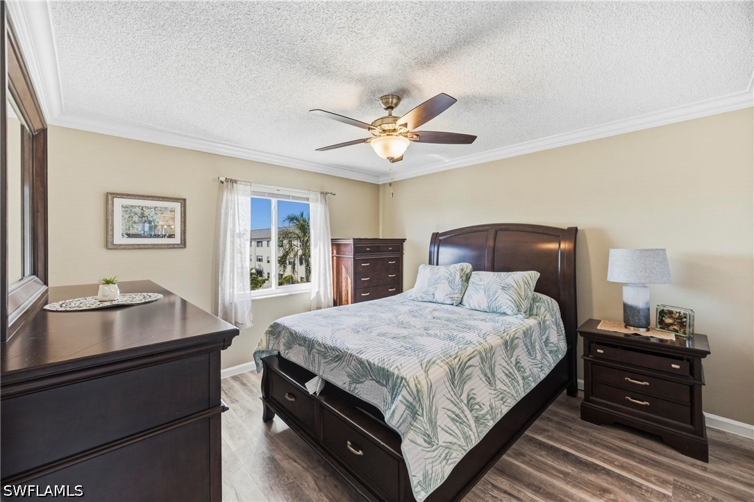 2 Bed Waterfront Home for Sale in Naples, photo 12
