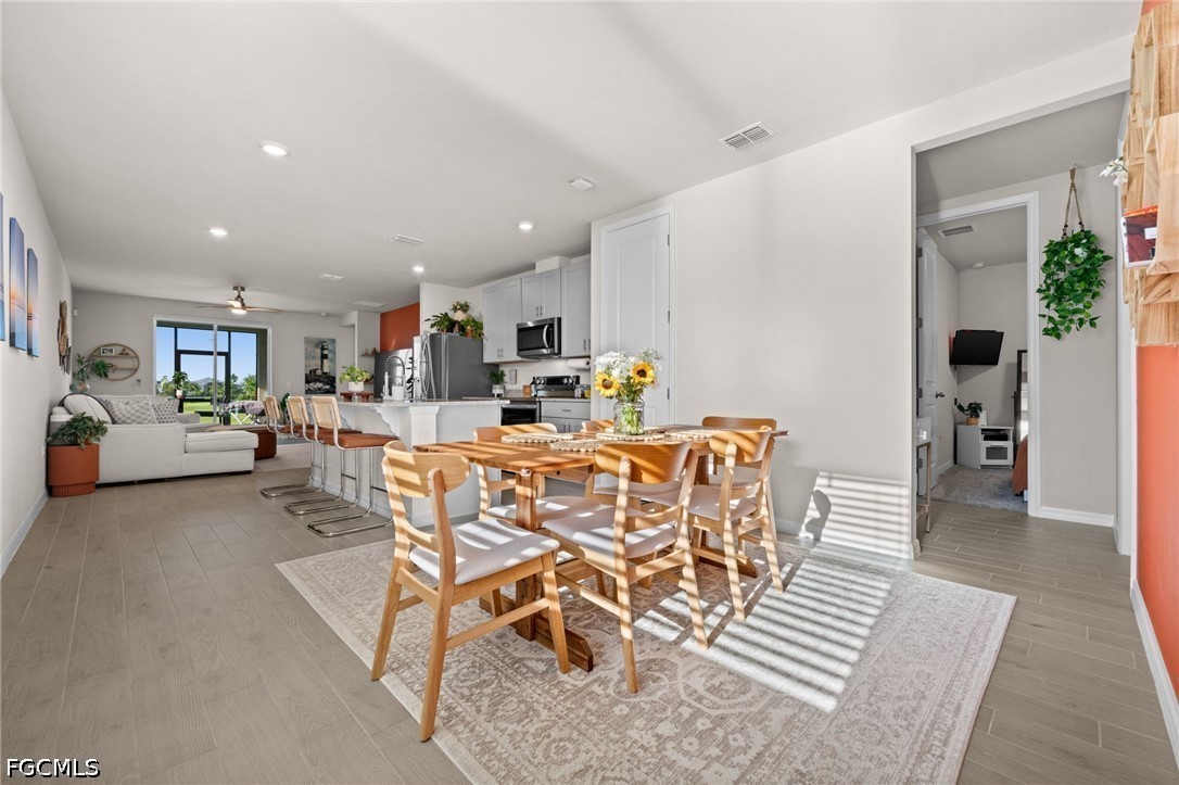 3 Bed SingleFamilyResidence for Sale in Crescent Grove, photo 12