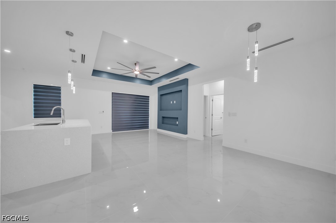 3 Bed SingleFamilyResidence for Sale in Cape Coral, photo 12