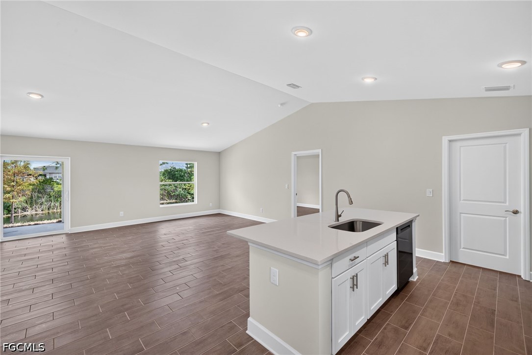 4 Bed Waterfront Home for Sale in Cape Coral, photo 12