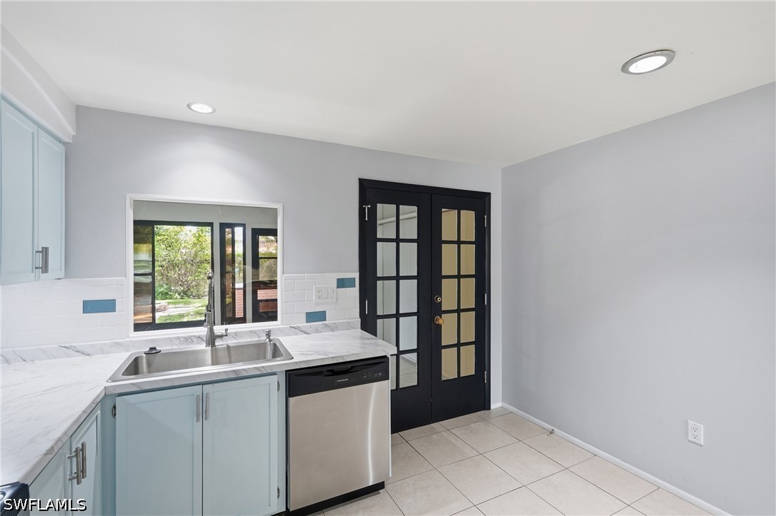3 Bed SingleFamilyResidence for Sale in Naples, photo 12