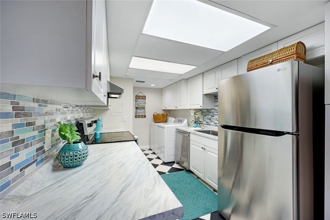 2 Bed Condominium for Sale in Lakewood, photo 12