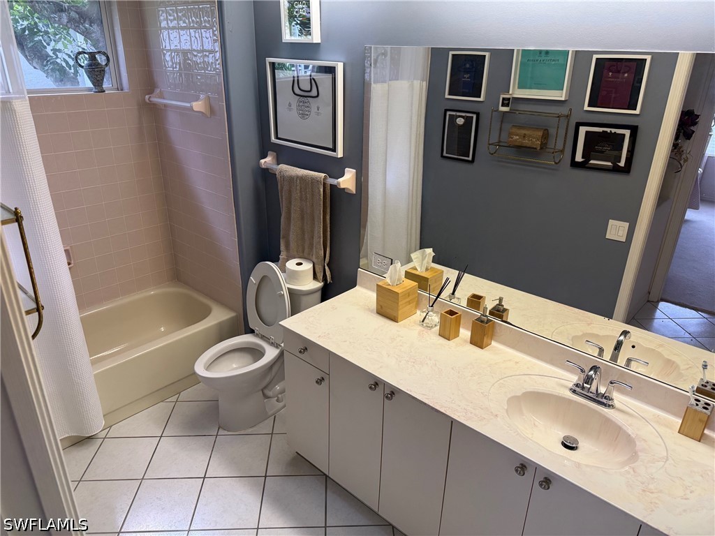 2 Bed Pool Home for Sale in Worthington, photo 12